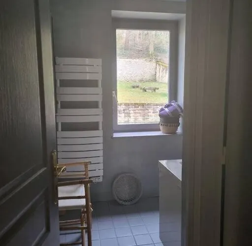 L'ourse, Epinal,tres Bel Quartier Port * Épinal